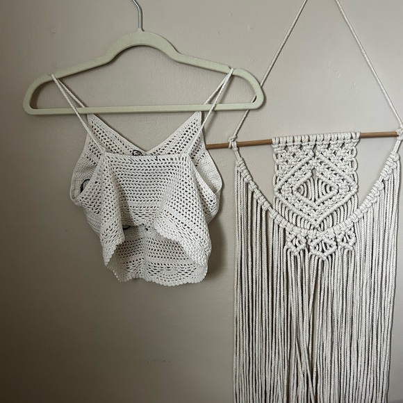 Forever 21 crotchet tank - Picture 3 of 4